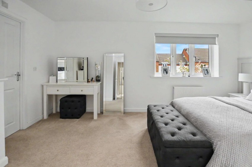 Images for Kent Crescent, Marina Gardens, Northampton