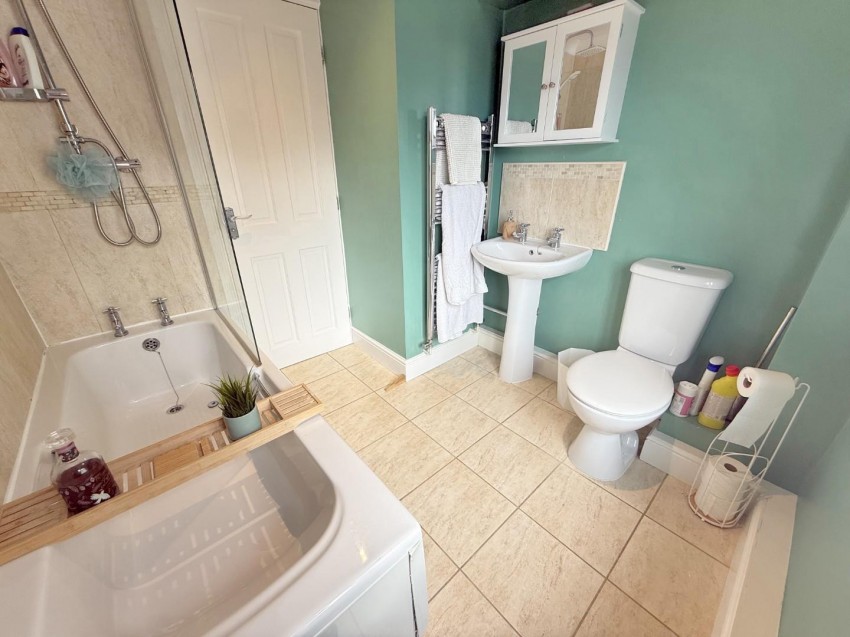 Images for Flat 3, 23, Warwick Street, Rugby, Warwickshire, C
