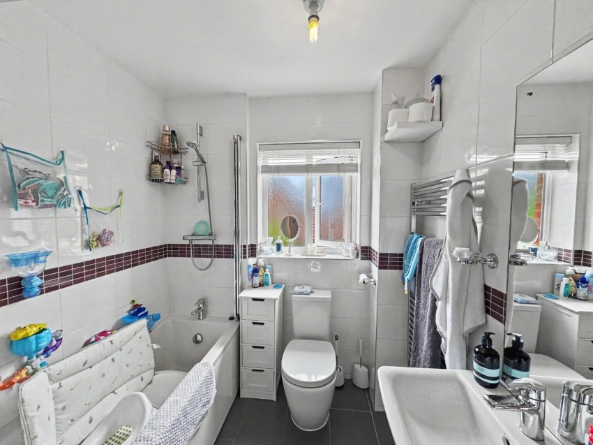 Images for Barnard Close, Earls Barton, Northampton