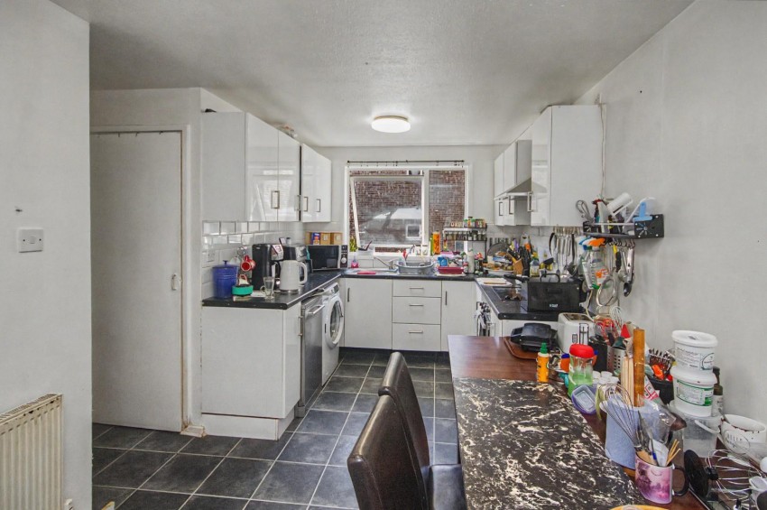 Images for Maidencastle, Northampton