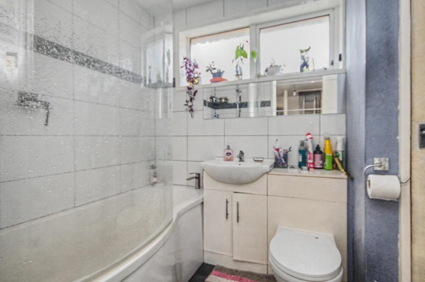 Images for Maidencastle, Northampton