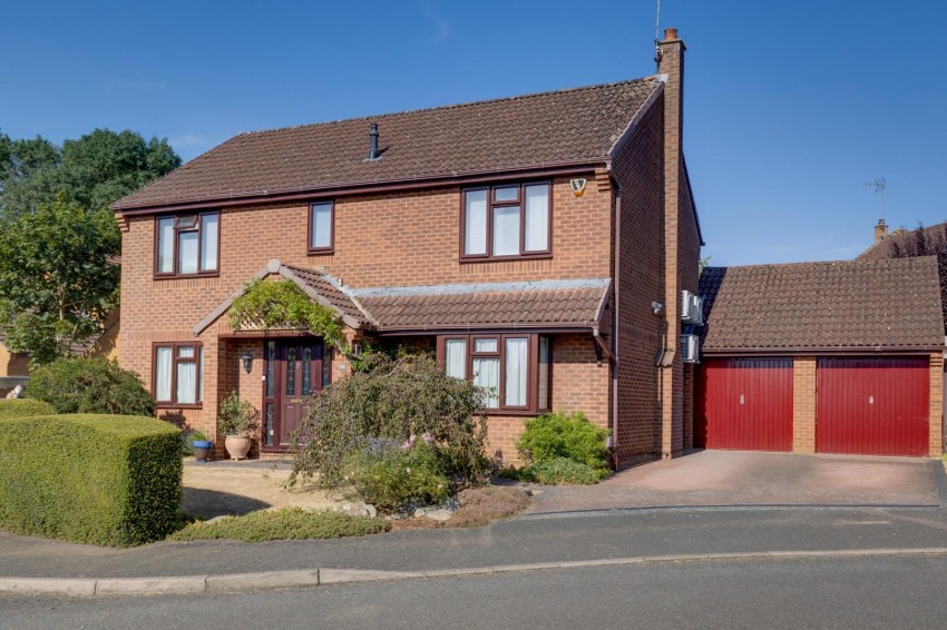Images for Aviemore Gardens, West Hunsbury