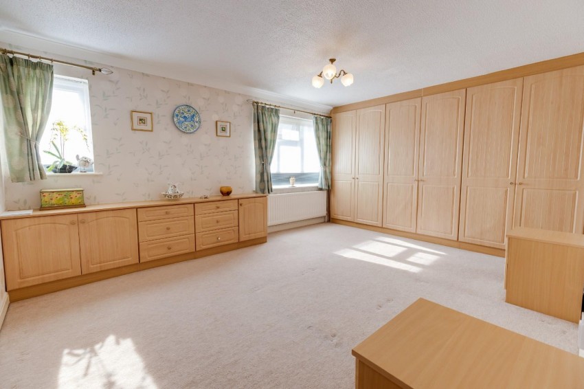 Images for Aviemore Gardens, West Hunsbury