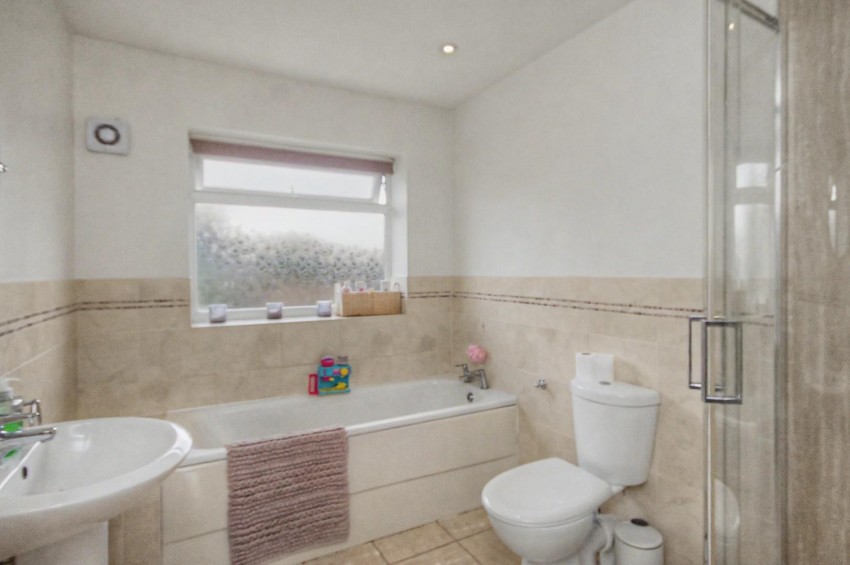 Images for Rides Court, Moulton, Northampton