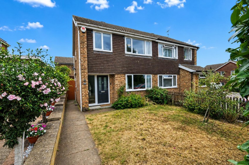 Images for Dowthorpe Hill, Earls Barton, Northampton