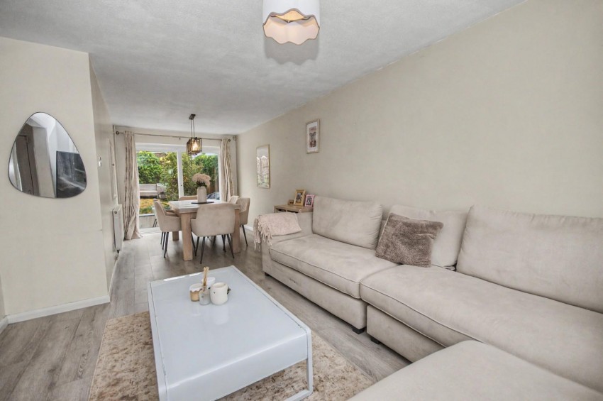 Images for Dowthorpe Hill, Earls Barton, Northampton
