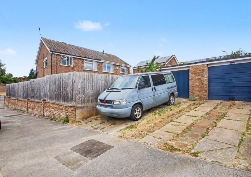 Images for Dowthorpe Hill, Earls Barton, Northampton