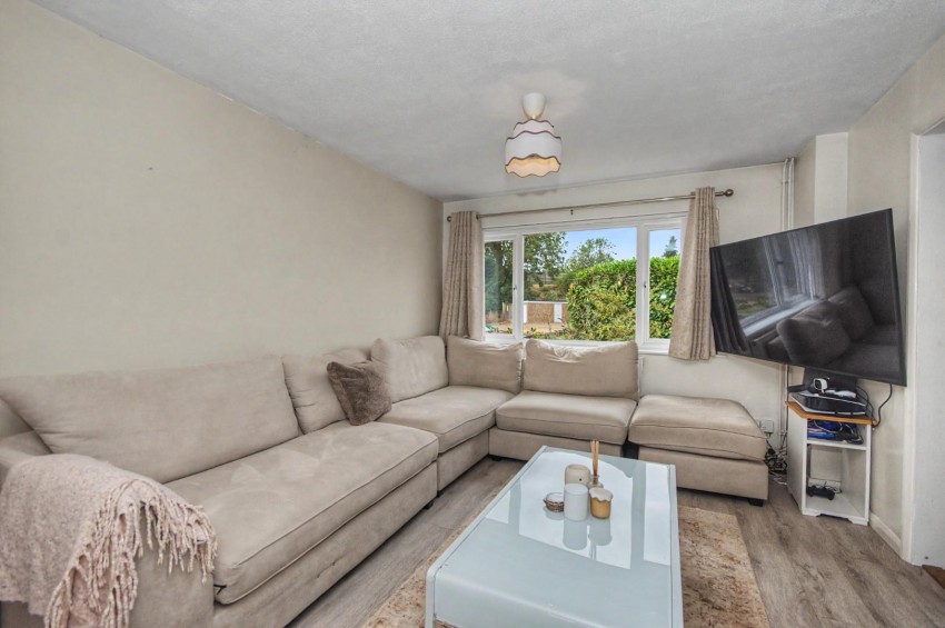 Images for Dowthorpe Hill, Earls Barton, Northampton