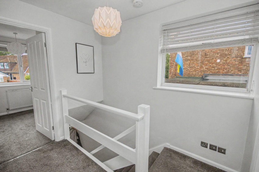 Images for Dowthorpe Hill, Earls Barton, Northampton